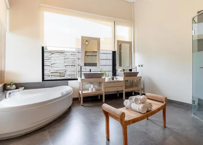 Villa Omah Sabin East Canggu