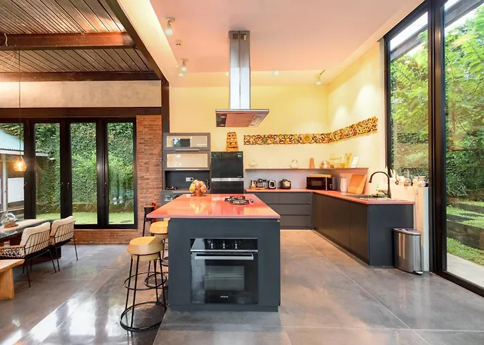 Villa Omah Sabin East *